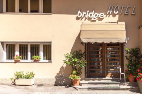 Bridge Hotel